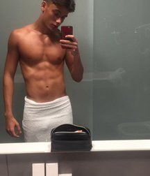 the fortography after the shower 5ac65462bc387.jpg