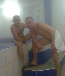 small hot pool 5ac9a7f58f348.jpg