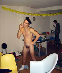 straight guys playing 5accd5c2af890.jpg