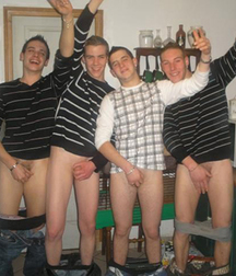 straight guys playing 5accd5c6a4d4c.jpg