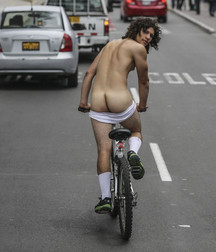 bike ride in the city 5acddf5e2947a.jpg