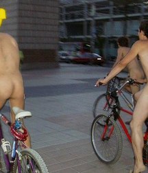 bike ride in the city 5acddf6057fbf.jpg