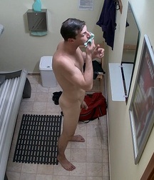 a little bit of voyeurism 5acf23fc7e5d1.jpg