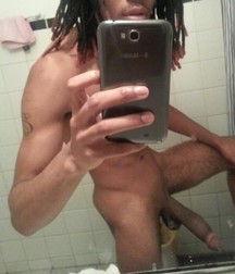 black selfies 5ad0e75269b64.jpg