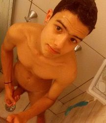 masturbate in the shower 5ad5096c3d1f2.jpg