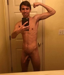 show muscle (and cock) 5ad77f2a70d8f.jpg
