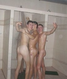 have fun in the shower room 5ad8edfde7cfe.jpg