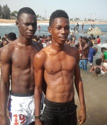 black muscle 5adb84897ce30.jpg