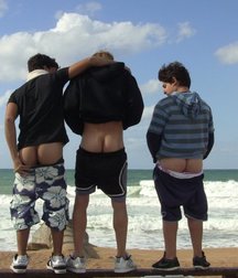 guys having fun showing off their ass 5ae00f43c5991.jpg