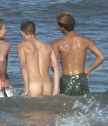 guys having fun showing off their ass 5ae00f4ad9d77.jpg