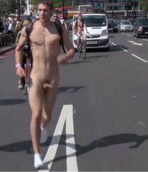 the boy loves to run naked 5ae331d14719f.jpg