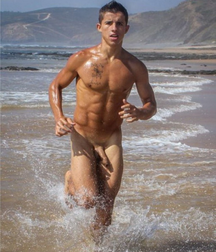 the boy loves to run naked 5ae331e400b42.png