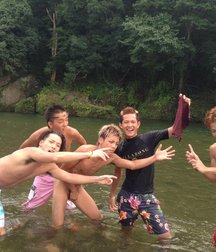 funny photos with sexy guys 5aec68a6dc437.jpg