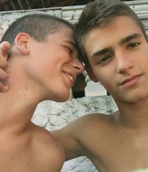 romantic moments, tender caresses 5af03b6c068da.jpg