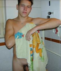 dry off after a shower 5af03bba05bb9.jpg