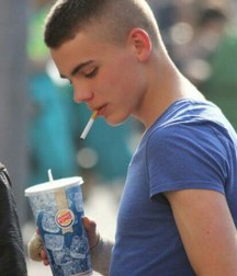 cool guys 5af1bd9a98ea5.jpg