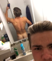 The face and the ass (selfies) 5af5db5e3de0f.jpg