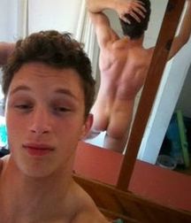 The face and the ass (selfies) 5af5db7ec5894.jpg
