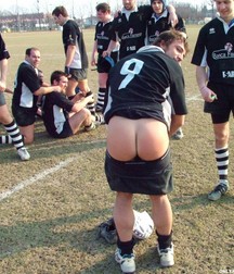 accidental nudity in sport 5af70ceaea2c4.jpg