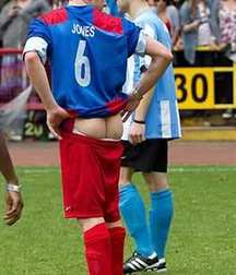 accidental nudity in sport 5af70cf0e5cad.jpg