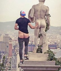 funny sex 5af86a6d4efaf.jpg