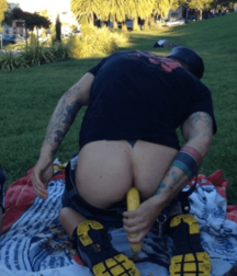 play with bananas 5afd87d296613.png