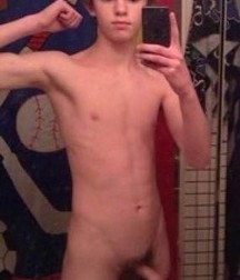 nice selfies boys 5b05af6eee8ee.jpg