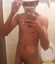 nice selfies boys 5b05af7d4c889.jpg