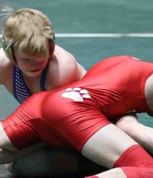 wrestlers 5b06e073cbb3d.jpg