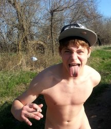 naked boys in the countryside 5b06e4d3280e4.jpg