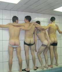 many, many funny asses 5b0844f4aadf4.jpg