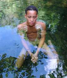in the water but naked 5b0b0be364951.jpg