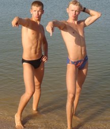 I love the speedo 5b0d77584c19d.jpg