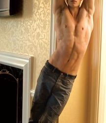 hot and beautiful guys 5b117c6329135.jpg