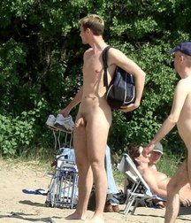 naturally naked  5b117caab8239.jpg