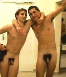 look in the locker room 5b117ce5dcb9e.jpg