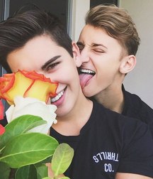 tenderness between males 5b13aeb5c3baa.jpg