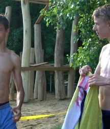 hot friends 5b13afa771c0e.jpg