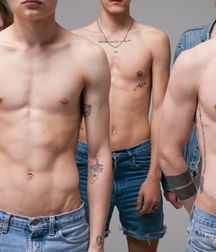young friends 5b15c807776e8.jpg