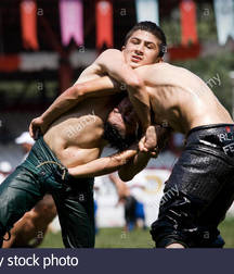 young Turkish wrestlers 5b169966e667c.jpg