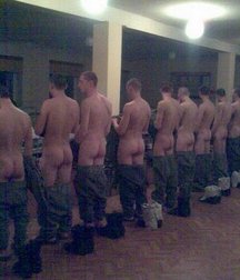 in the Russian army barracks 5b169a8c2e357.jpg