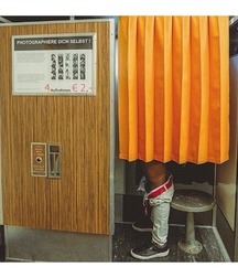 strange photos 5b18f69f2cd55.jpg