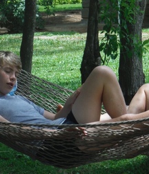 on the hammock to relax 5b1e957ee207a.jpg