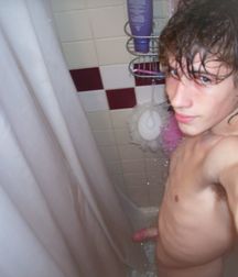 a nice shower 5b1e96f7d5ac1.jpg