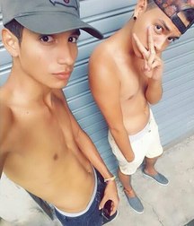 couple of friends 5b218f14c3af8.jpg