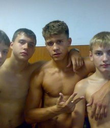 very good friends 5b3b91ca10673.jpg