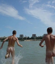 guys in the water 5b3f82f1d84cc.jpg