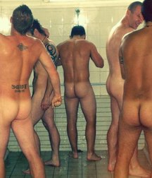 locker room 5b40aadd1f115.jpg