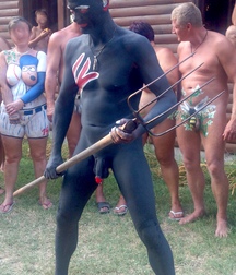 artistic body 5b589c2f28371.jpg