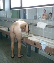 guy naked locker room 5b589da77b457.jpg